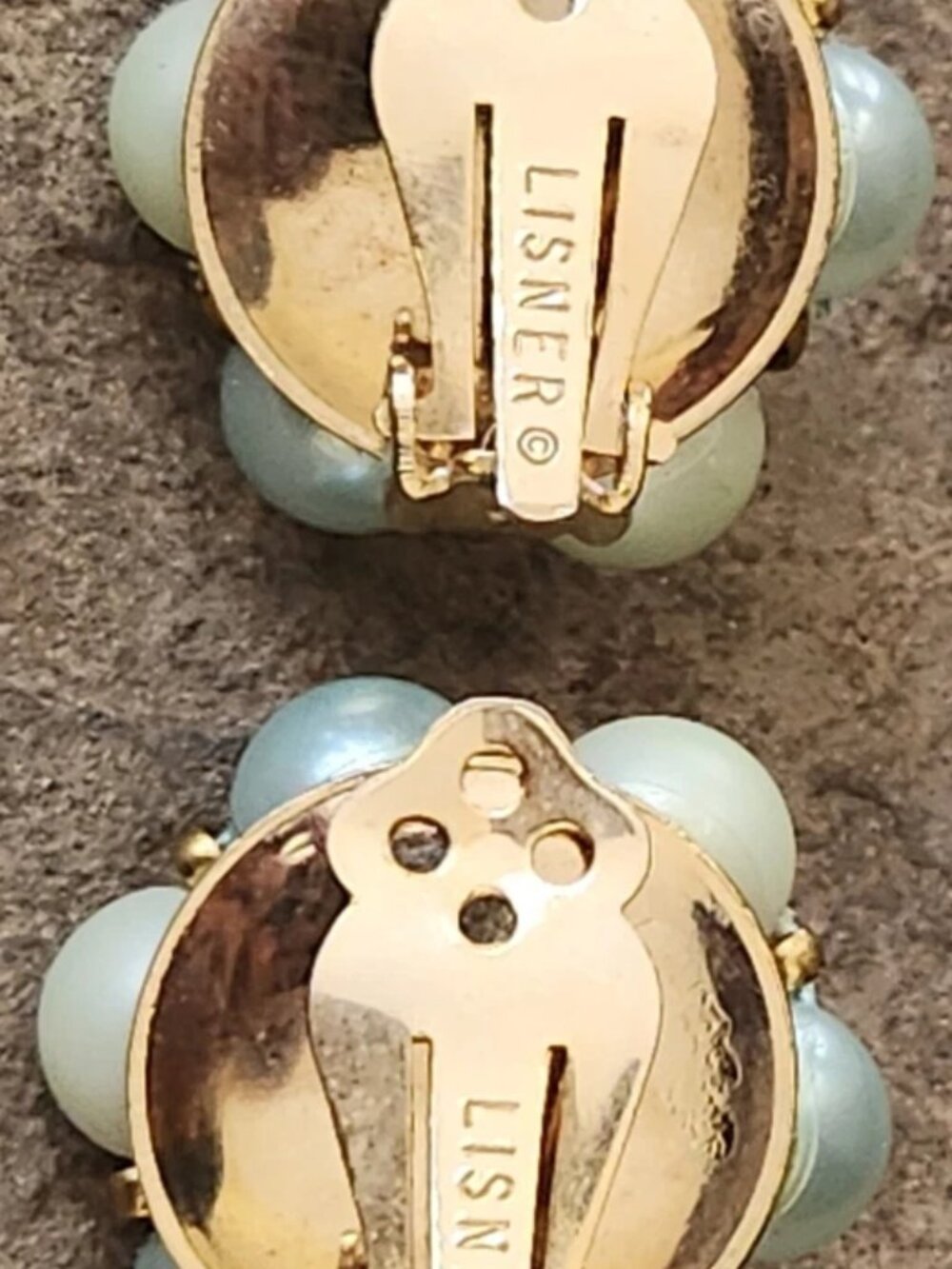 Vtg 1950-60s Lisner Faux Pearl Cluster Aurora Borealis Crystal Clip On Earrings - Picture 9 of 14